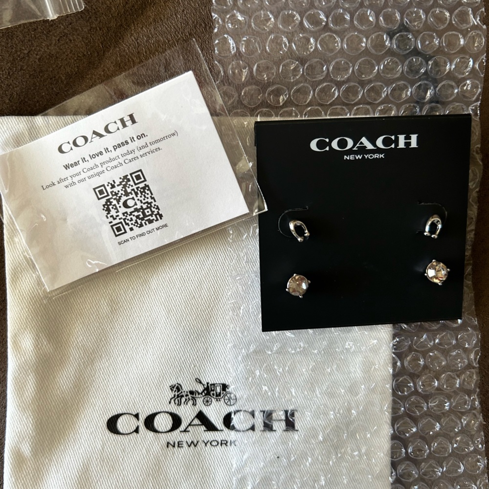 Coach earring set